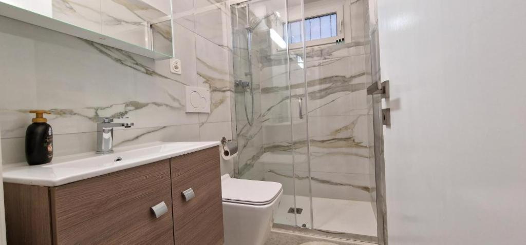 Lugano Lakeview Apartment With Self Check-In & Private Parking On Request Bagian luar foto