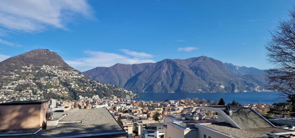 Lugano Lakeview Apartment With Self Check-In & Private Parking On Request Bagian luar foto